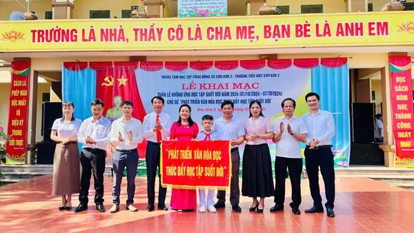 Xã Sơn Kim 2 khai mạc “Tuần lễ hưởng ứng học tập suốt đời